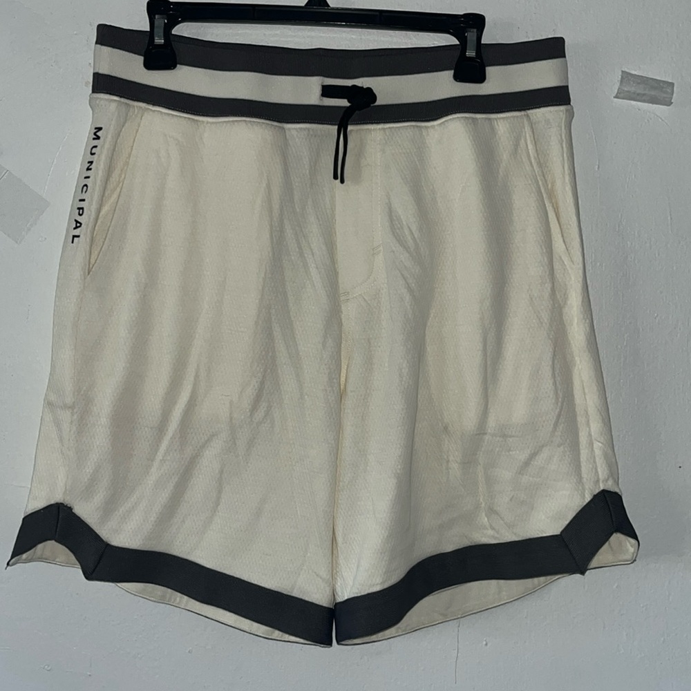 Municipal Sport Utility Gear Shorts XL Lined Training Athletic Gym Cream gray